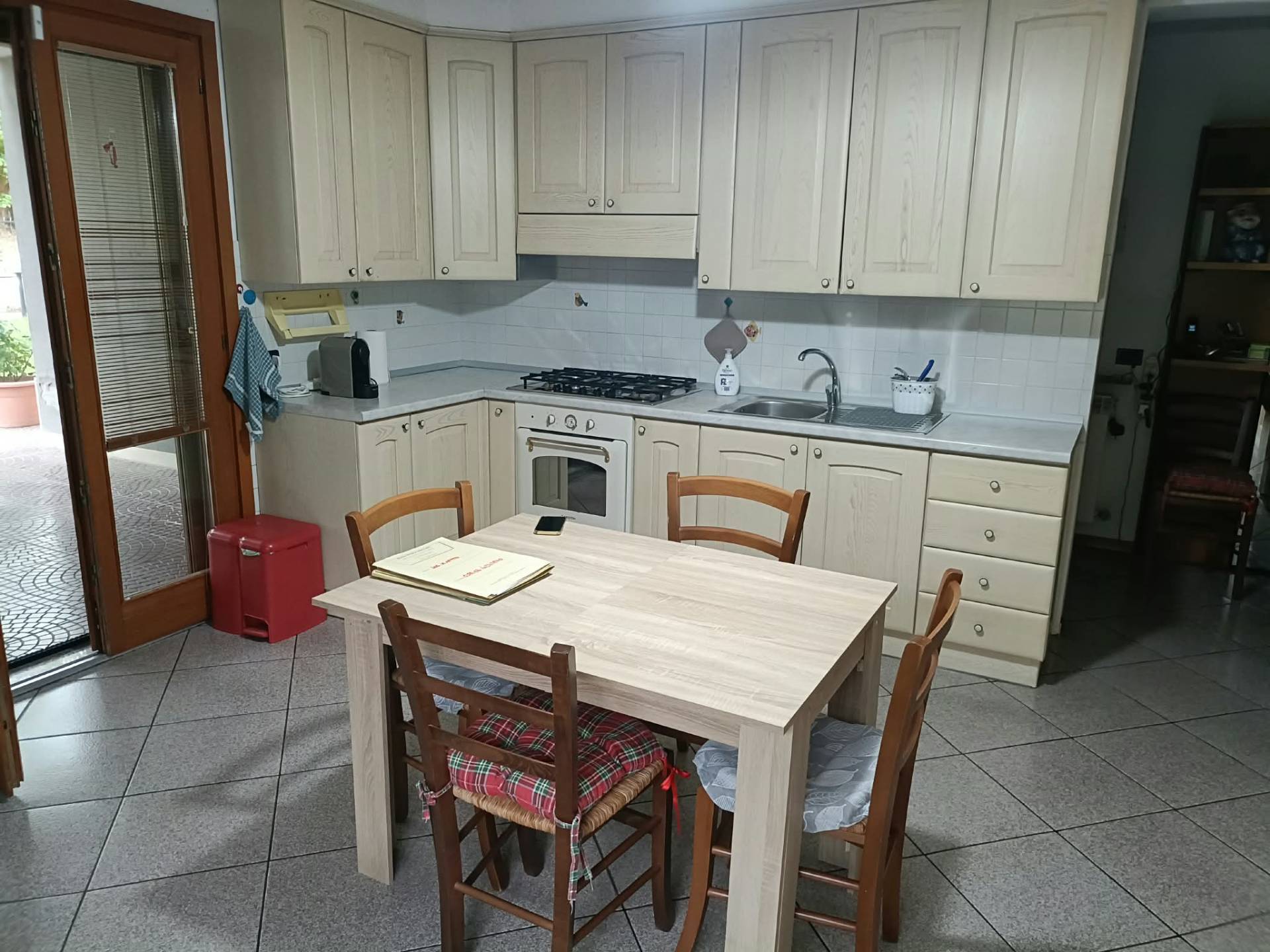 Appartamento in affitto a Fabriano, FRAZ ALBACINA