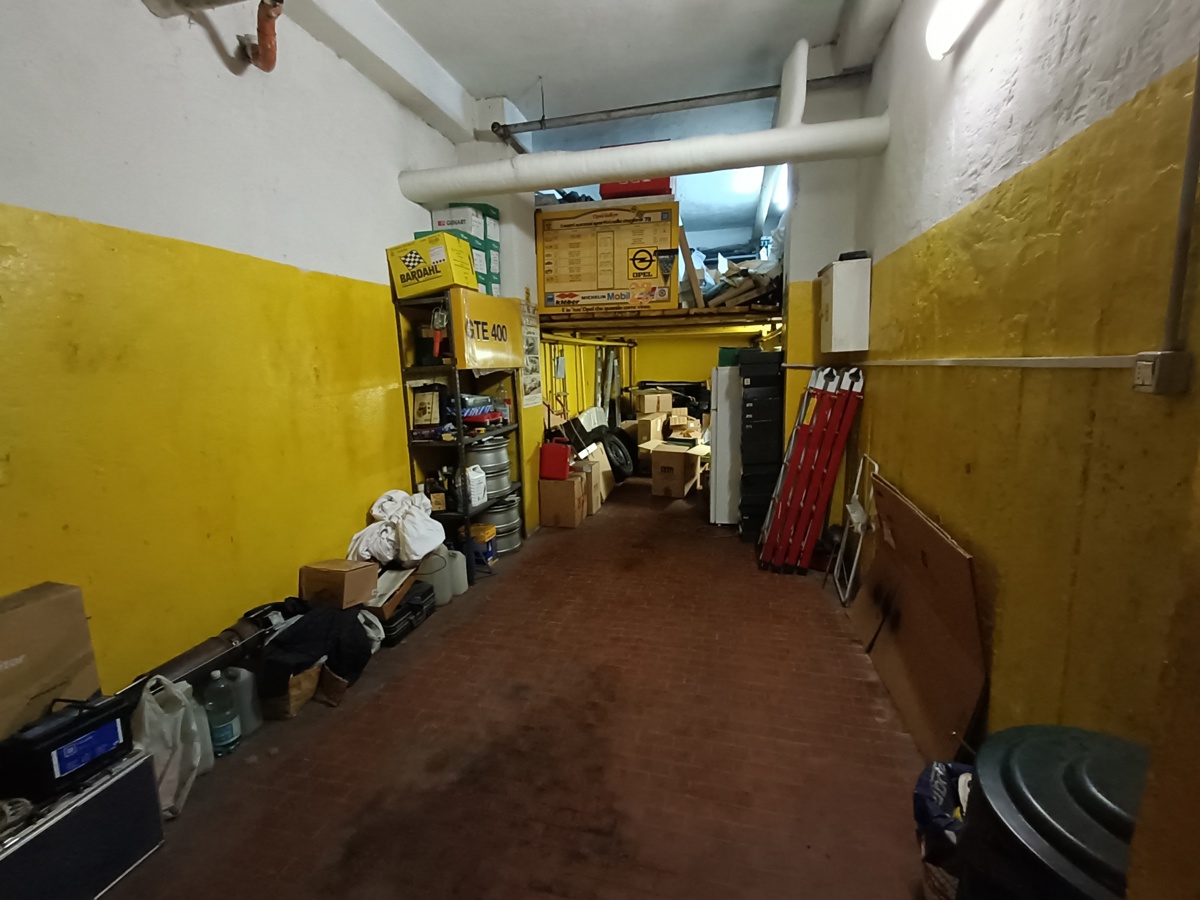 Box/Garage 28mq in vendita a Sesto San Giovanni