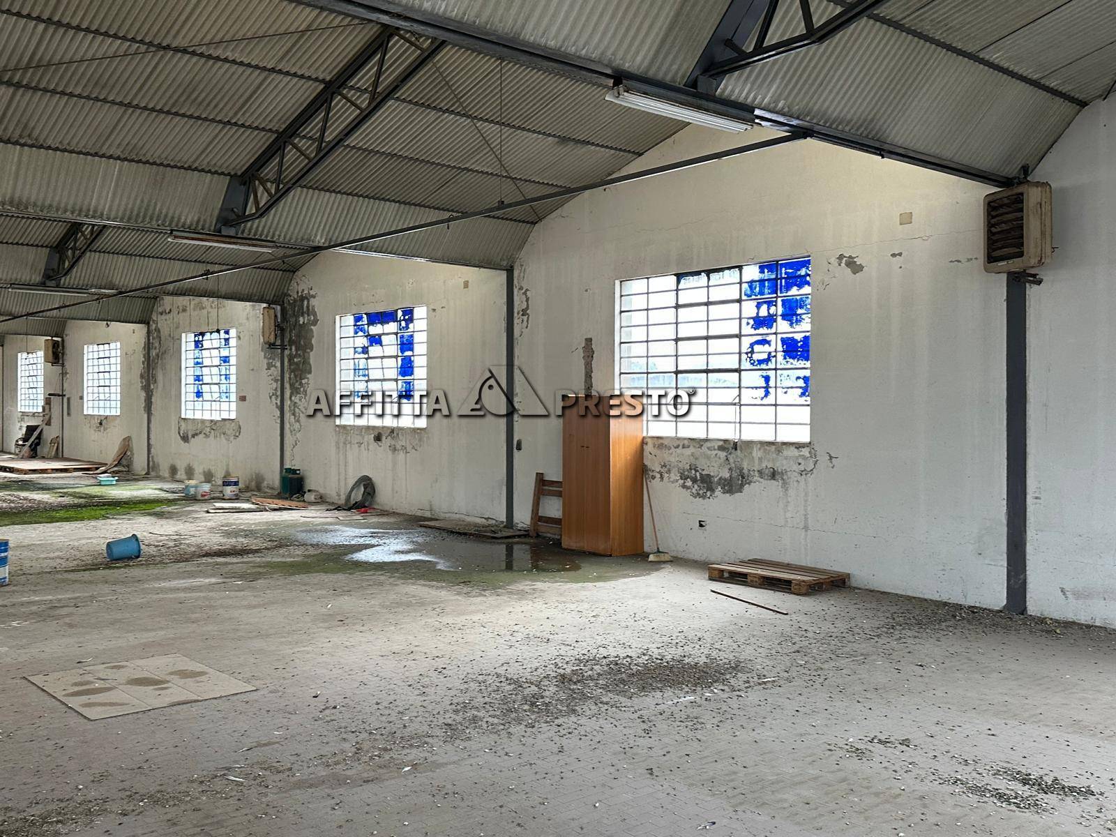 Fondo Artigianale in affitto a Forl, Cava