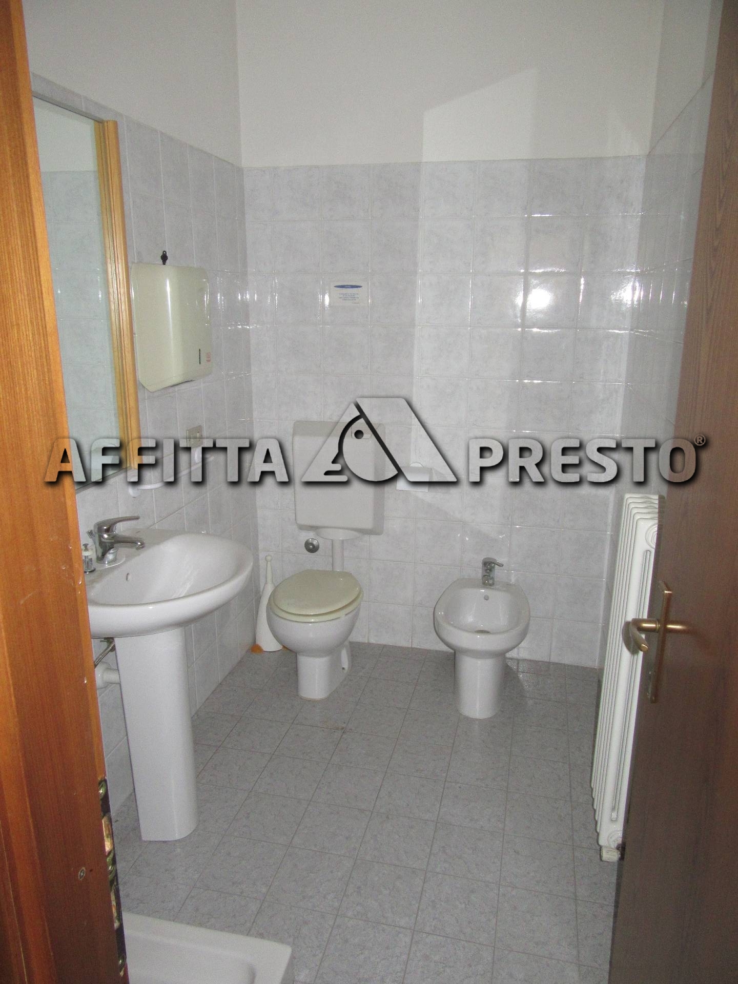 Ufficio in affitto a Forl