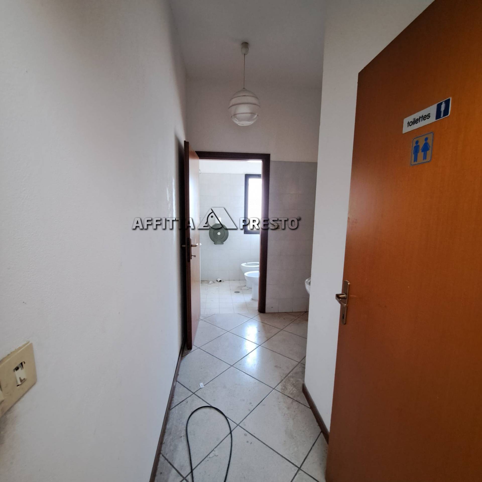 Capannone in affitto a Forl, Coriano