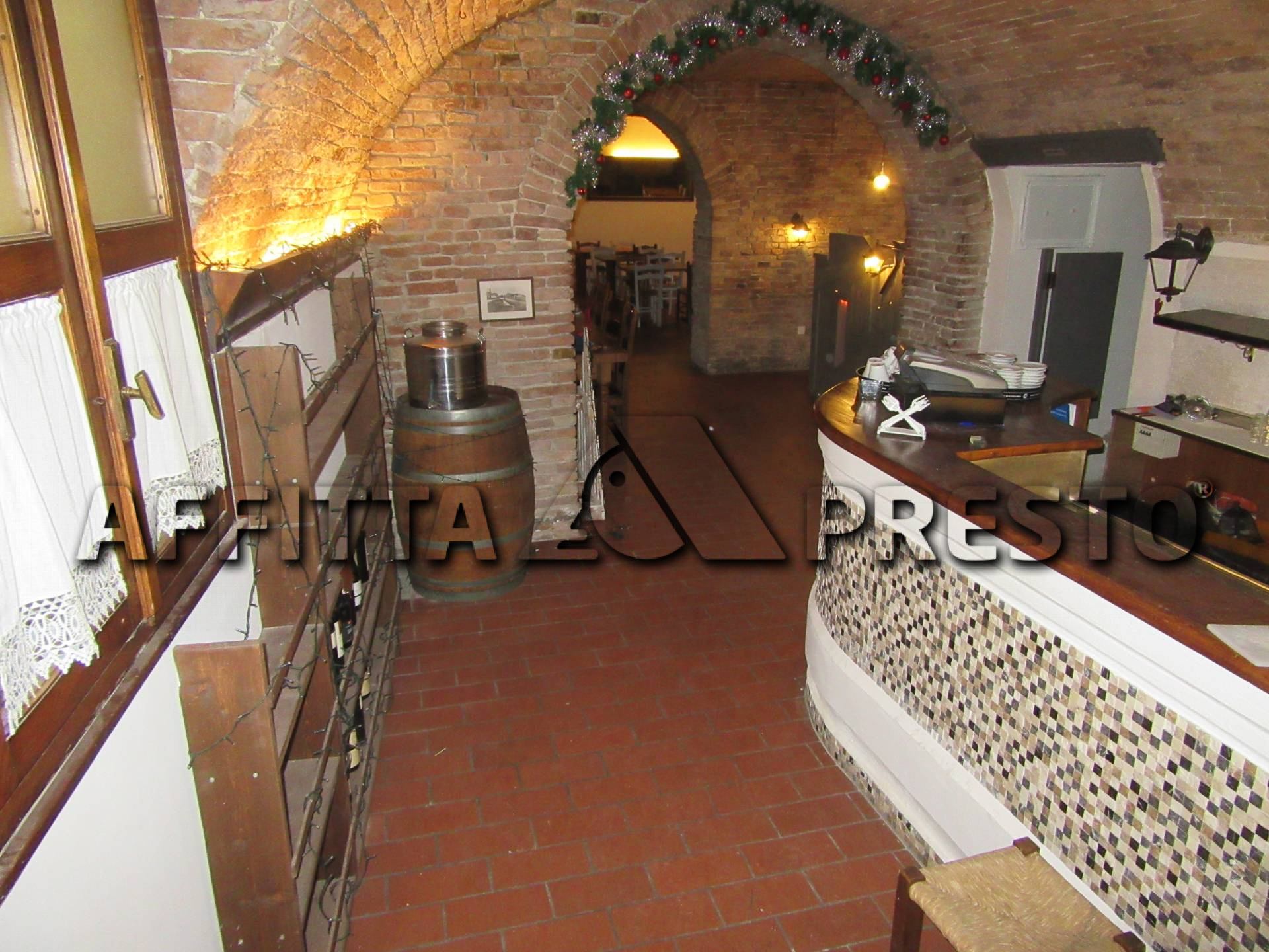 Negozio in affitto a Forl