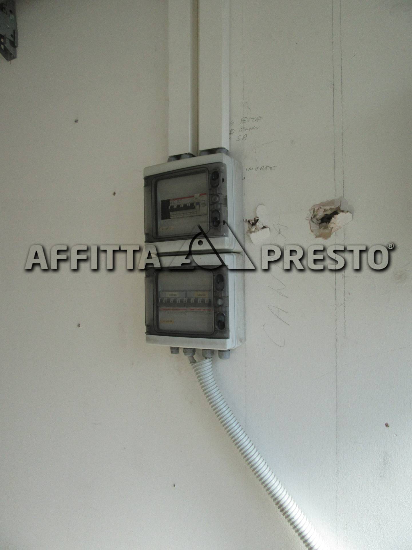 Fondo Commerciale in affitto a Forl, Centro