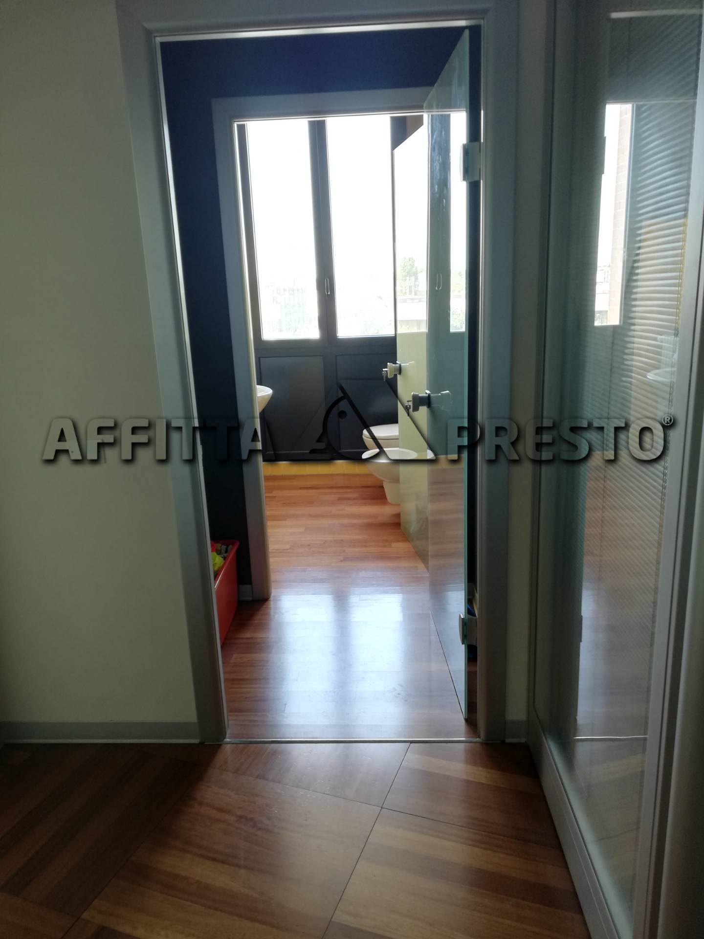 Fondo Commerciale in affitto a Forl