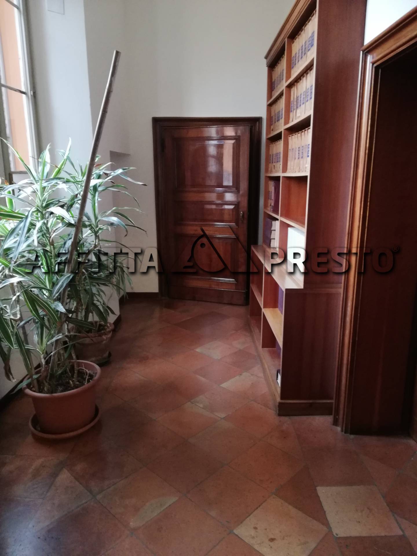 Ufficio in affitto a Forl