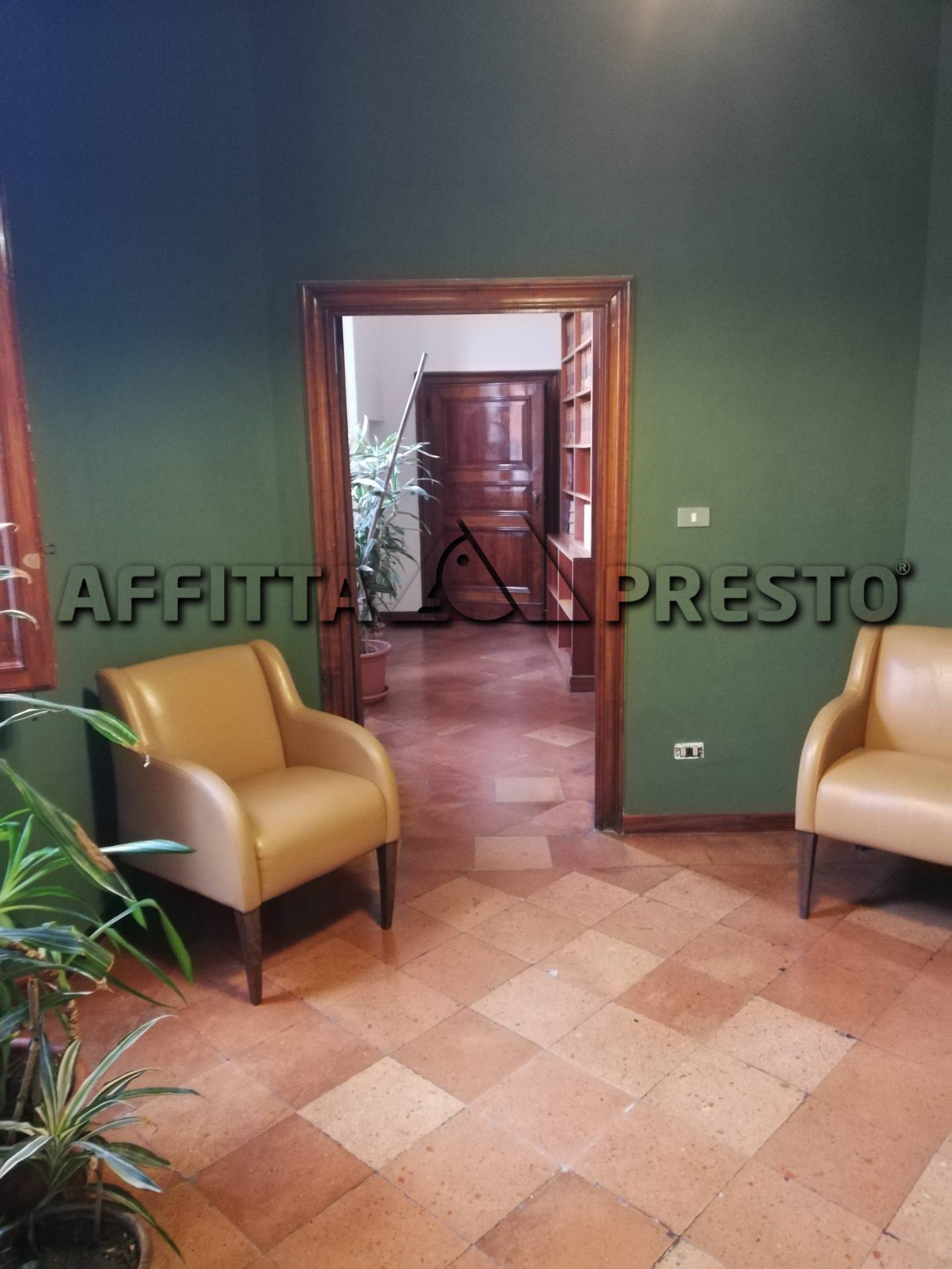 Ufficio in affitto a Forl