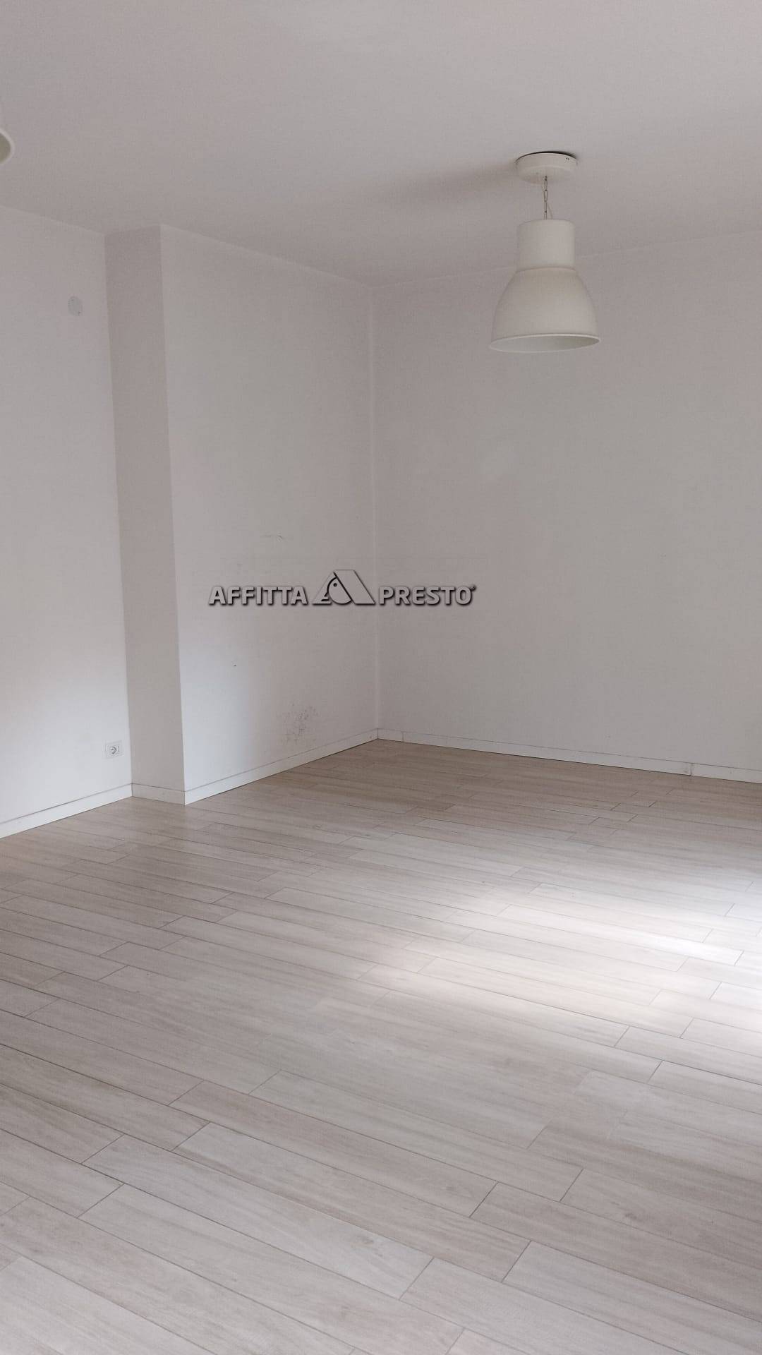 Ufficio in affitto a Forl