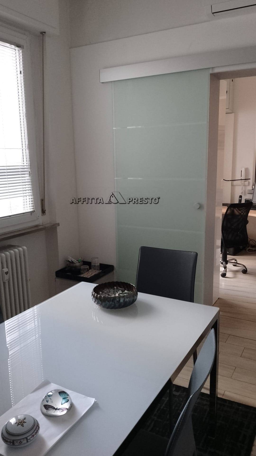 Ufficio in affitto a Forl