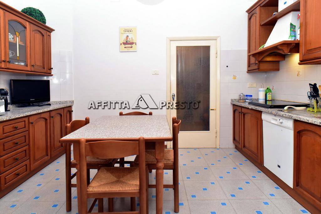 Appartamento in affitto a Forl, Centro