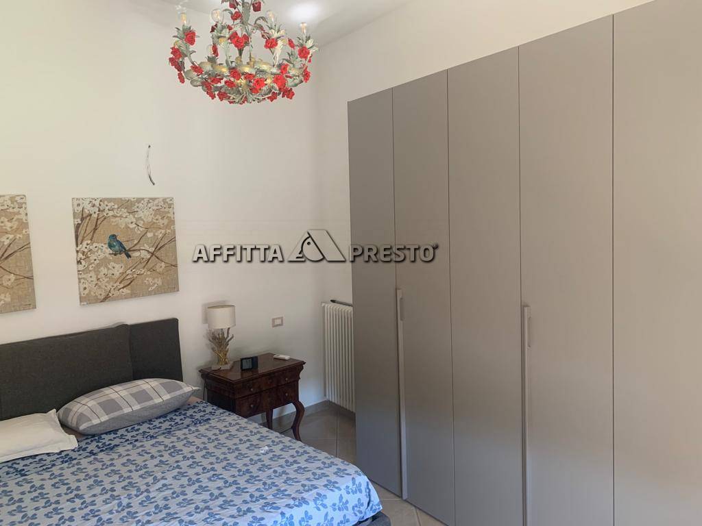 Casa semi indipendente in vendita a Forl, Viale Vittorio Veneto