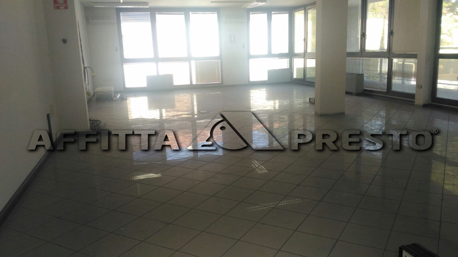 Ufficio in affitto a Forl, Ronco