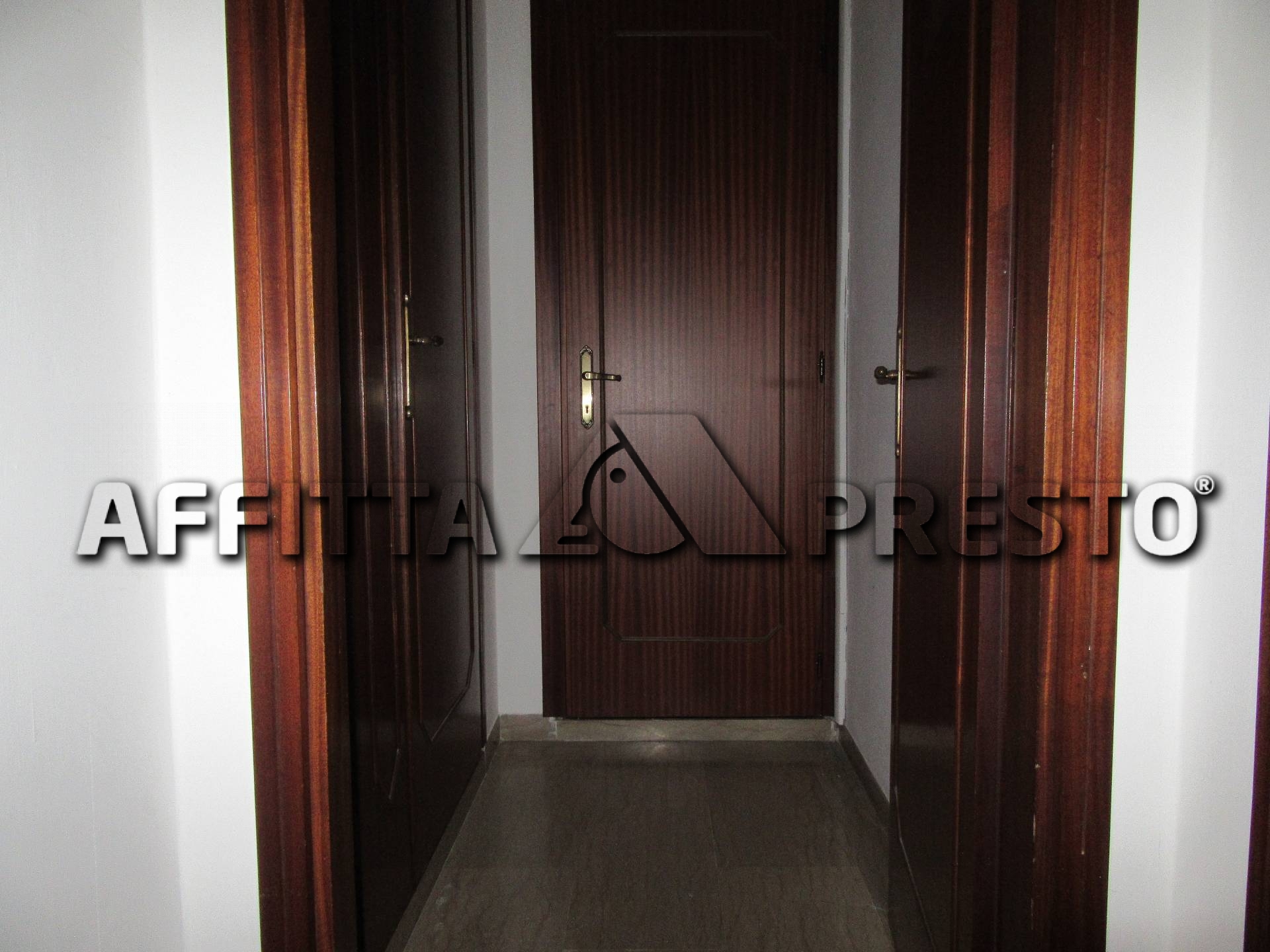 Ufficio in affitto a Forl, Centro