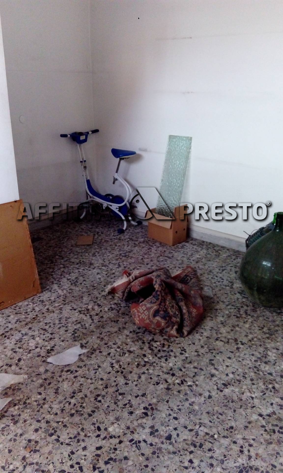 Negozio in affitto a Forl