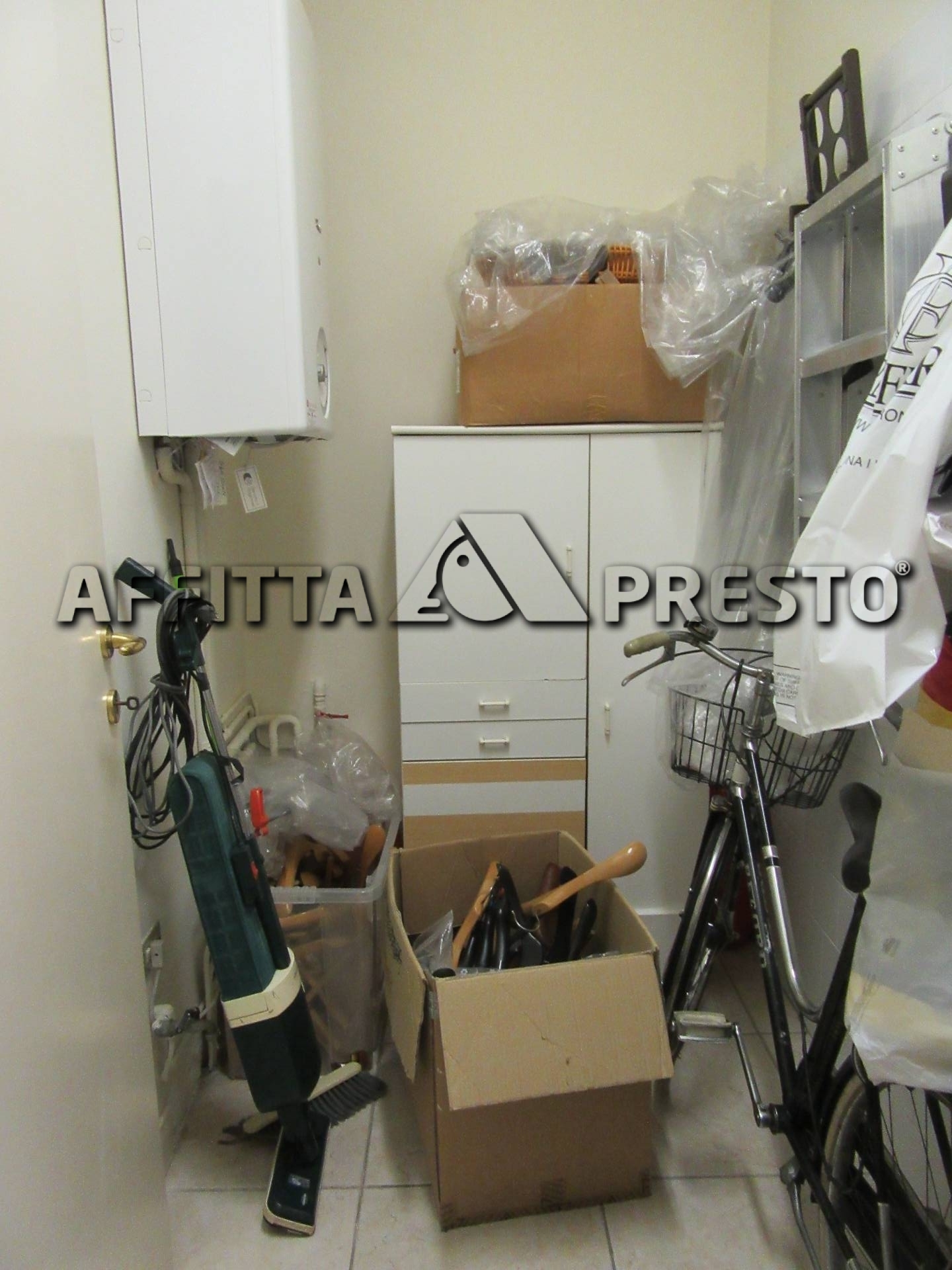 Fondo Commerciale in affitto a Forl, Ronco