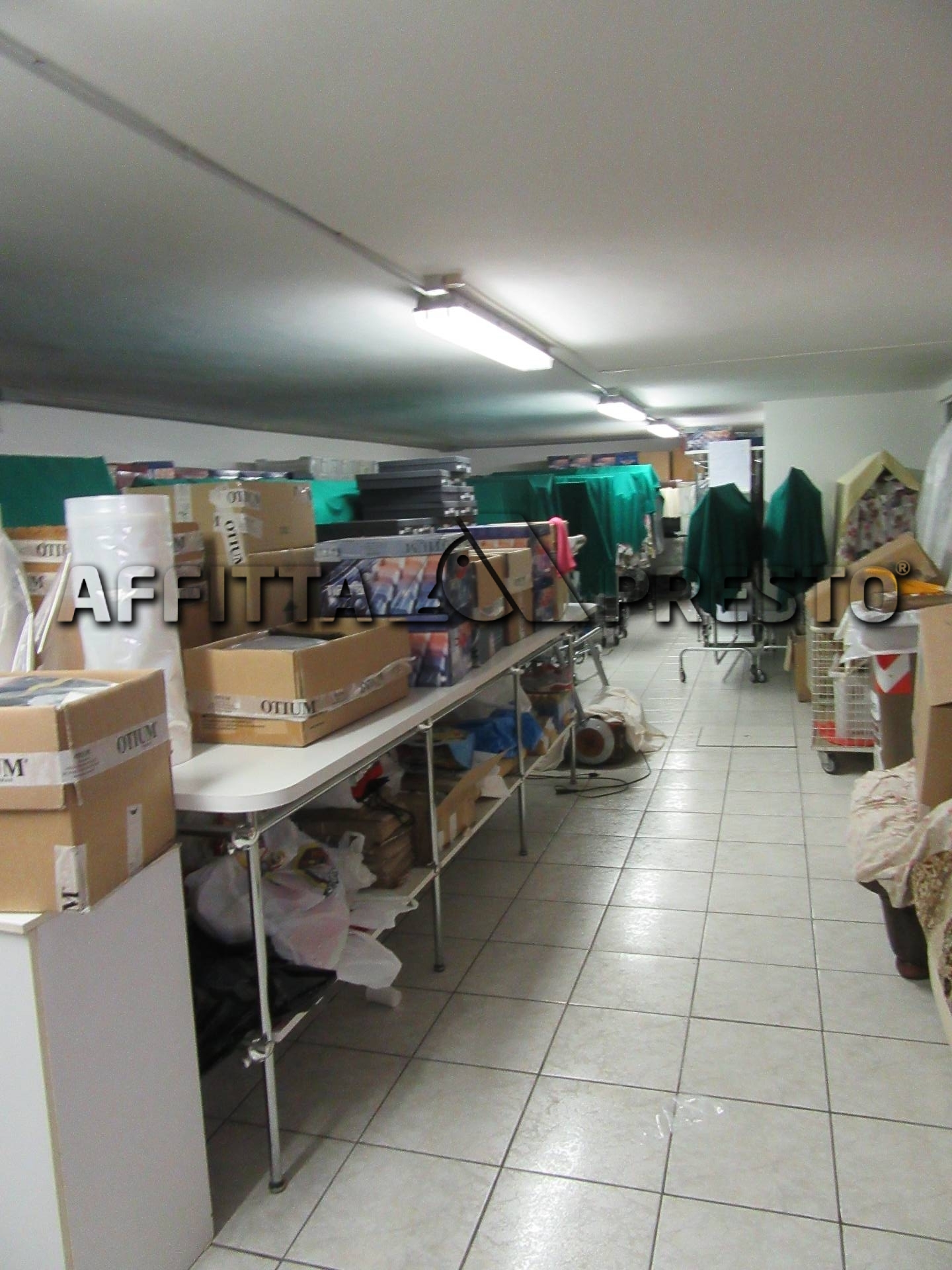 Fondo Commerciale in affitto a Forl, Ronco