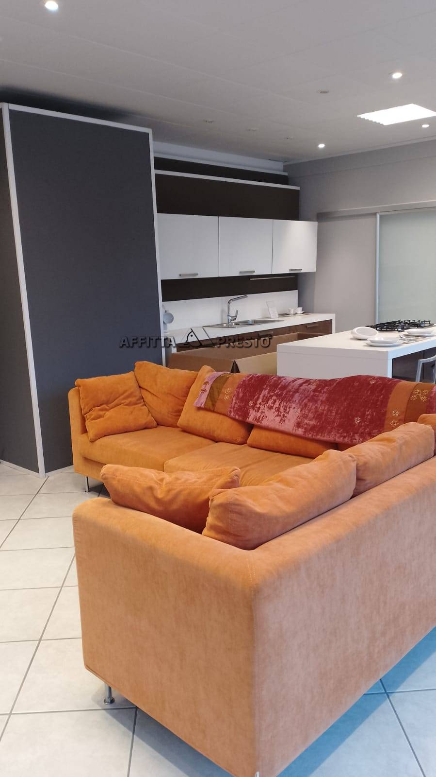 Negozio in affitto a Forl