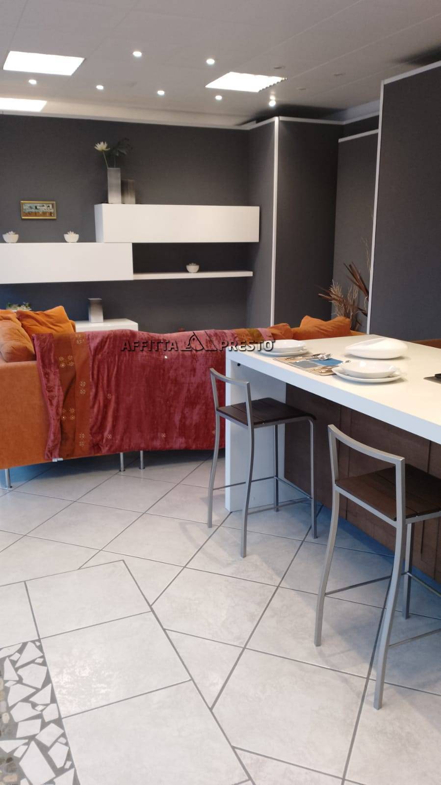 Negozio in affitto a Forl