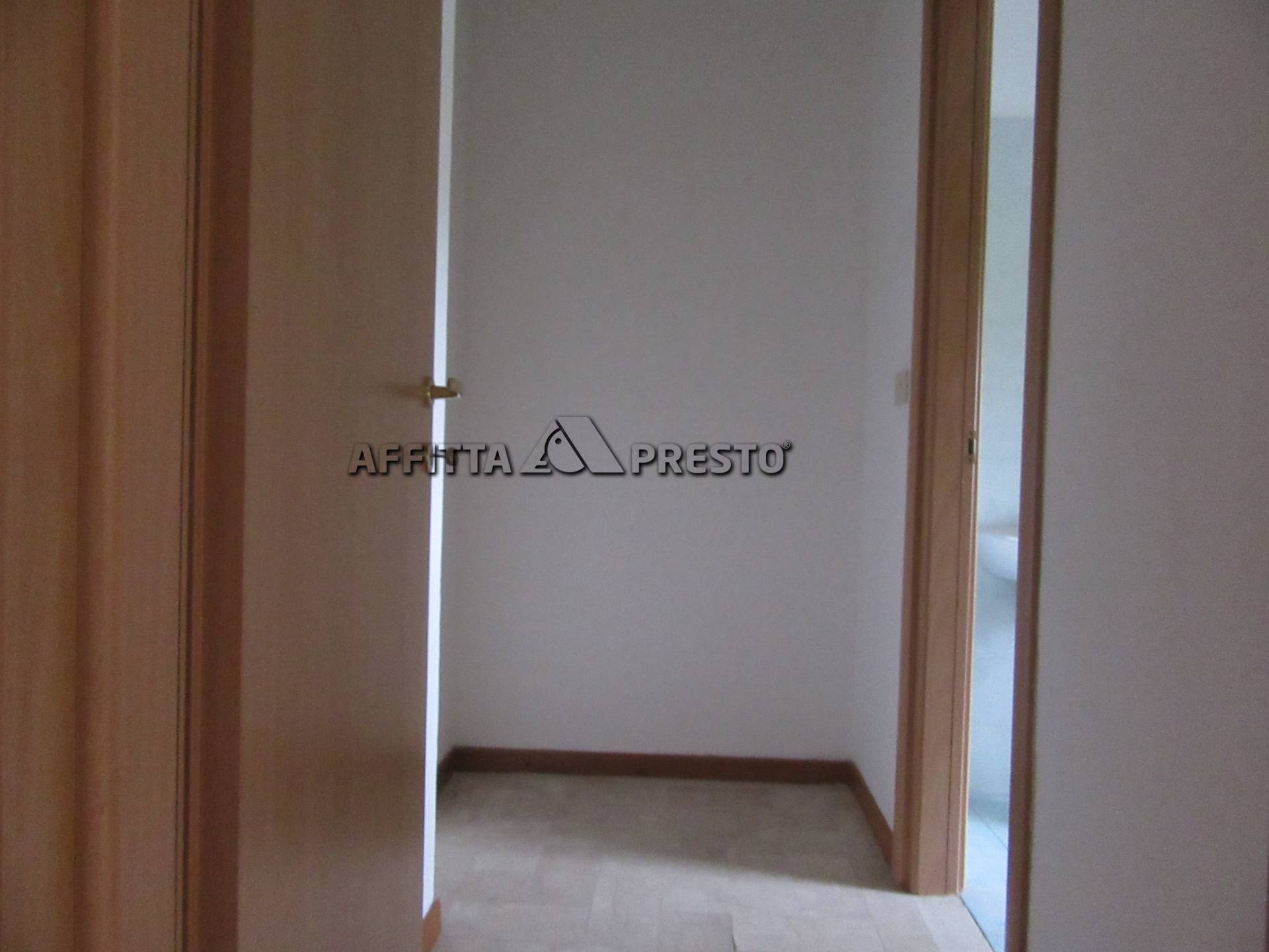 Casa indipendente in vendita a Forl, Viale Roma