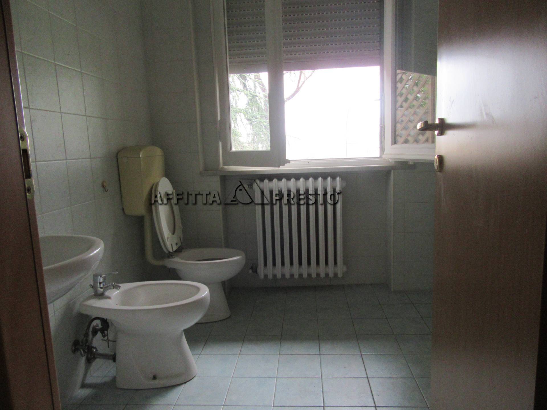 Casa indipendente in vendita a Forl, Viale Roma