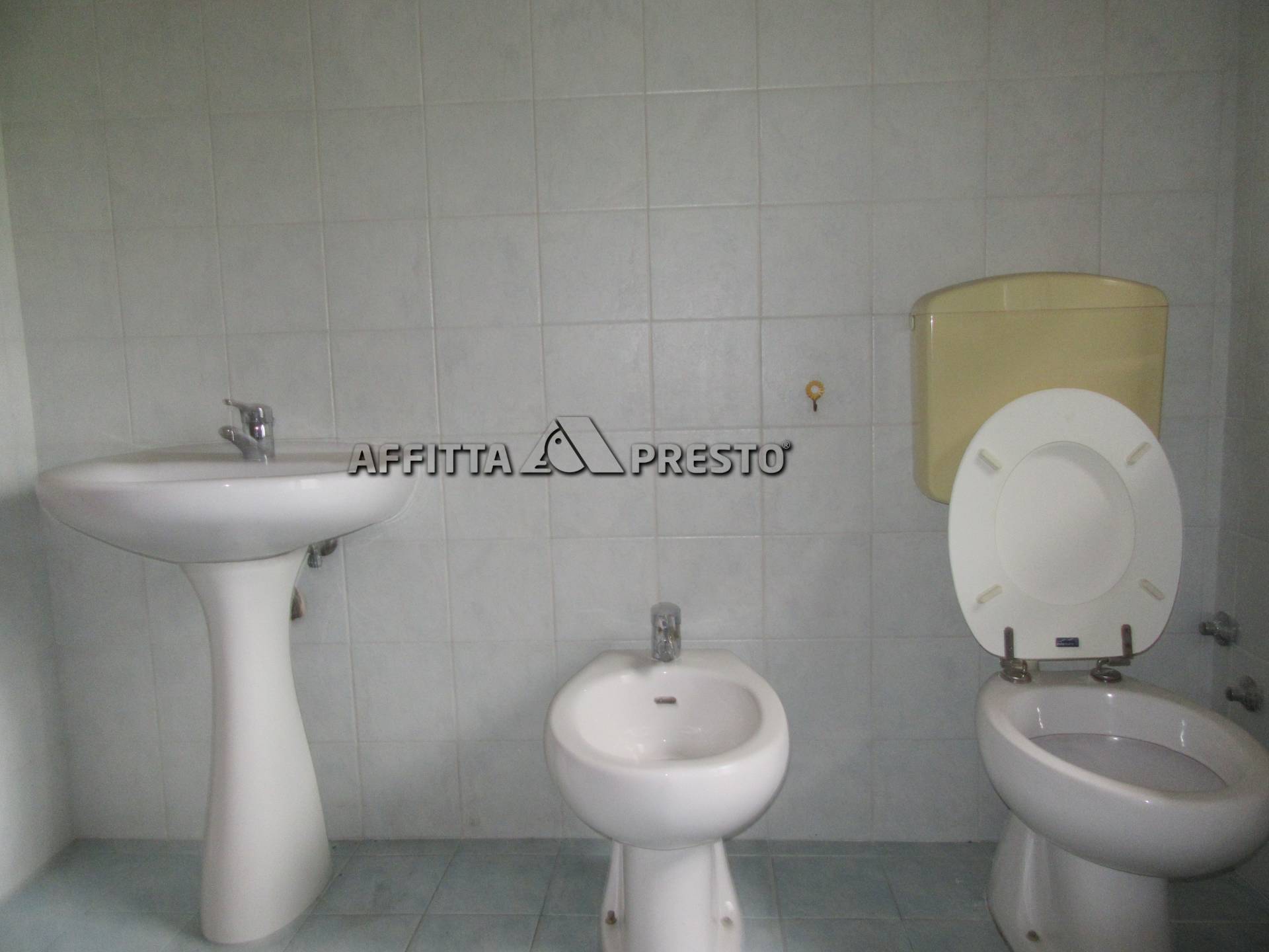 Casa indipendente in vendita a Forl, Viale Roma