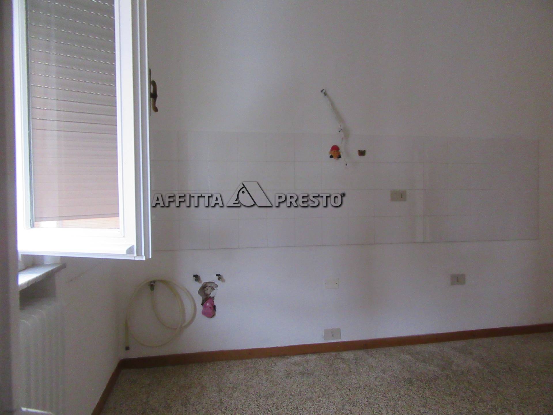 Casa indipendente in vendita a Forl, Viale Roma