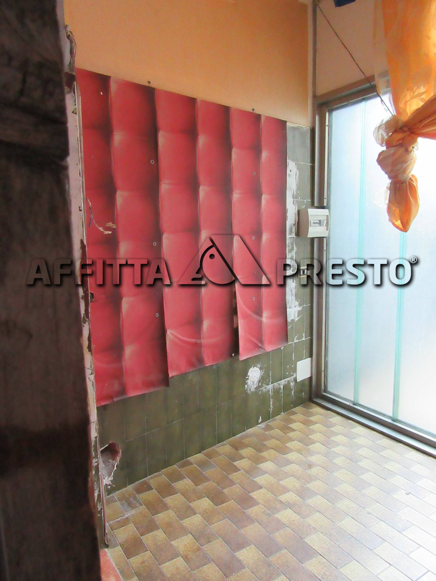 Fondo Commerciale in affitto a Forl, Centro