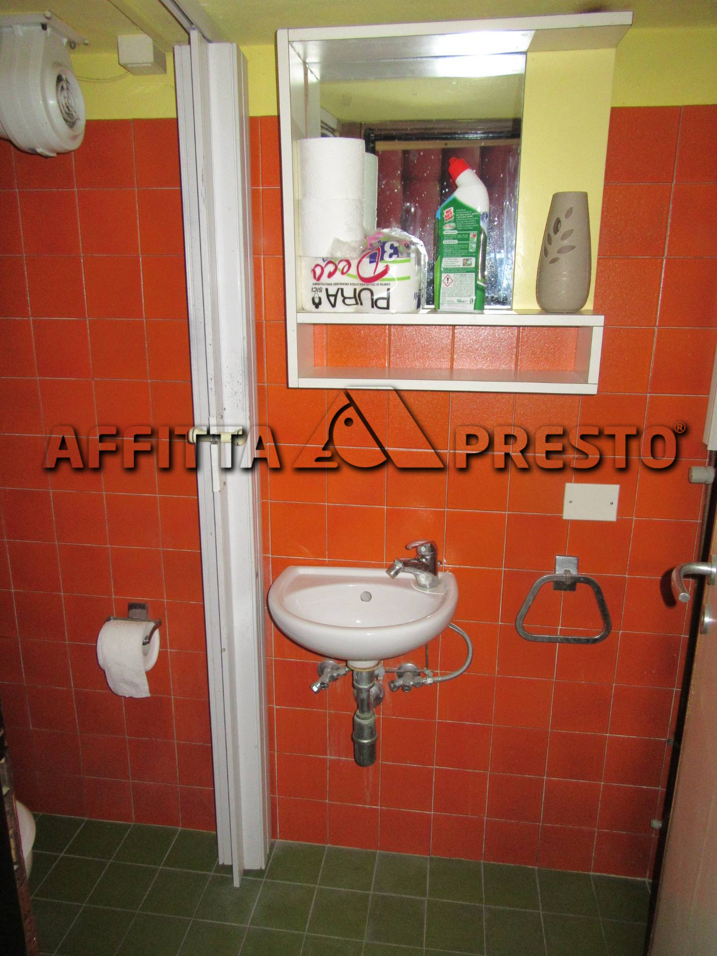 Fondo Commerciale in affitto a Forl, Centro