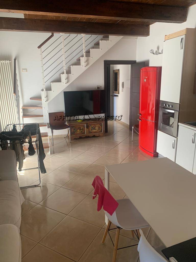 Casa semi indipendente in vendita a Forl, Viale Vittorio Veneto