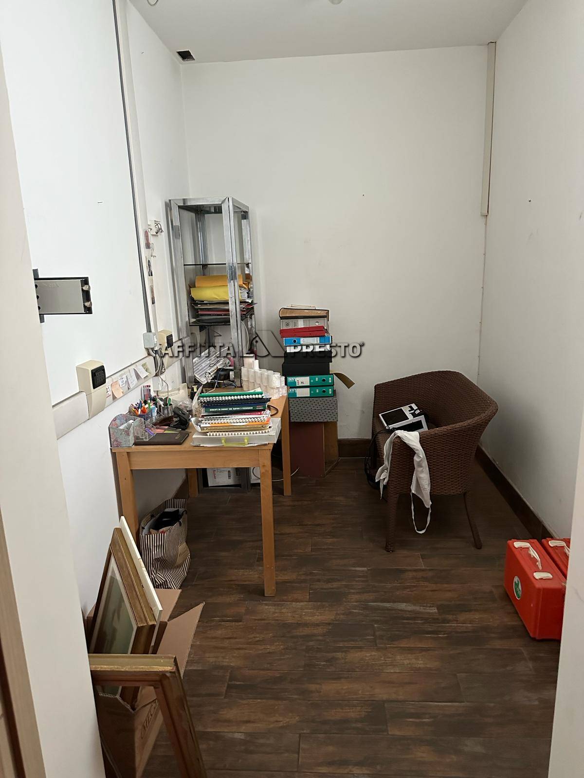 Negozio in affitto a Forl, Viale Vittorio Veneto