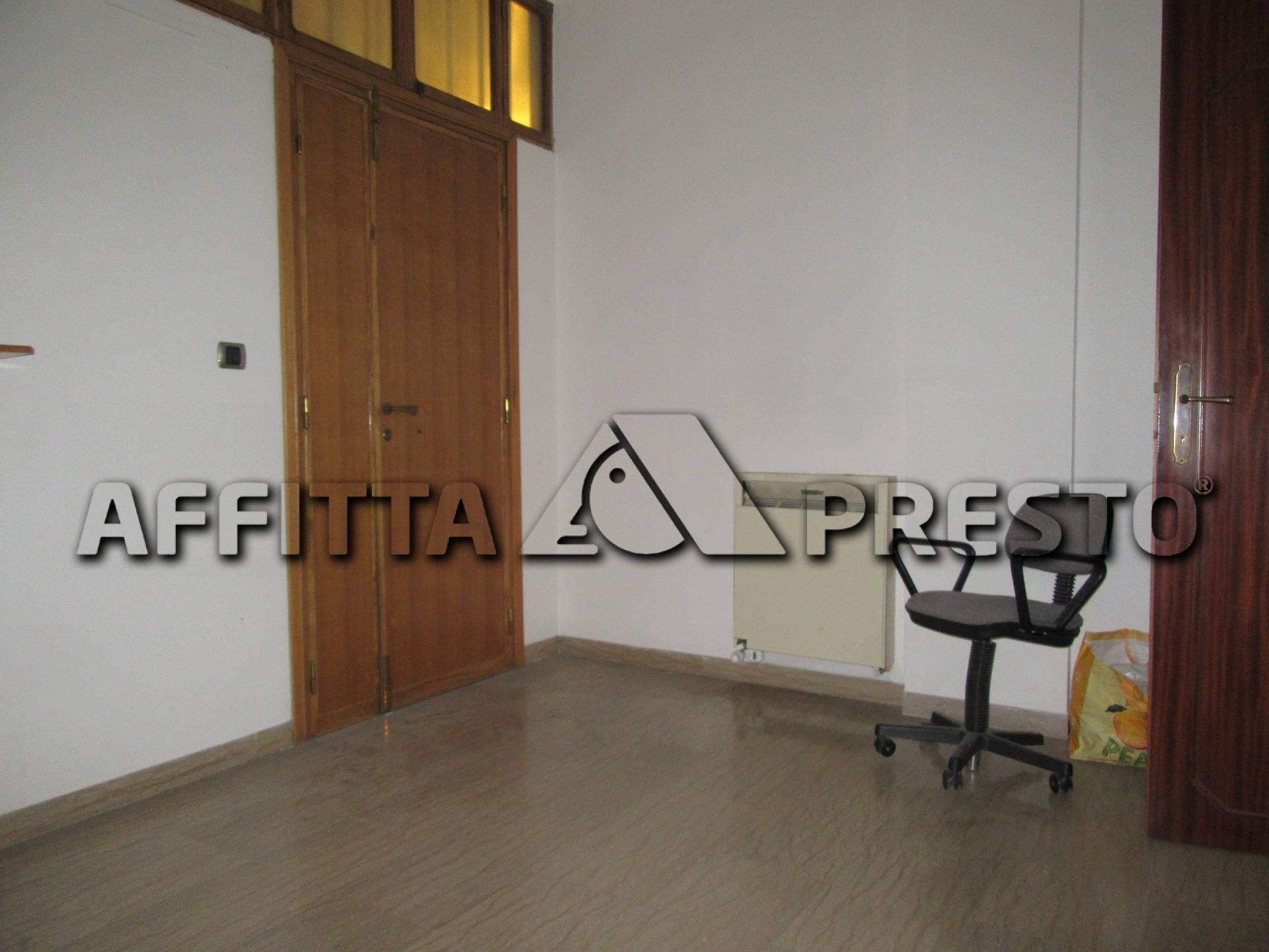 Ufficio in affitto a Forl, Centro