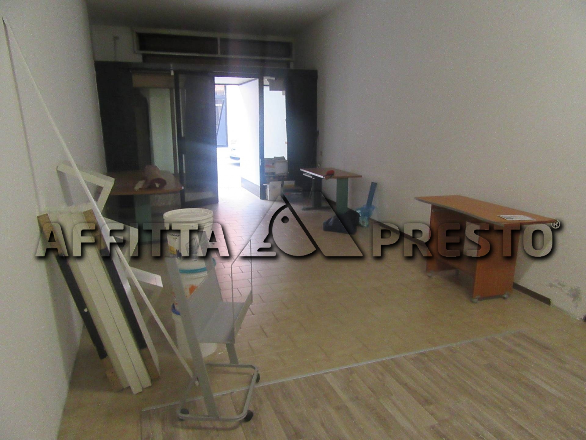 Negozio in affitto a Forl