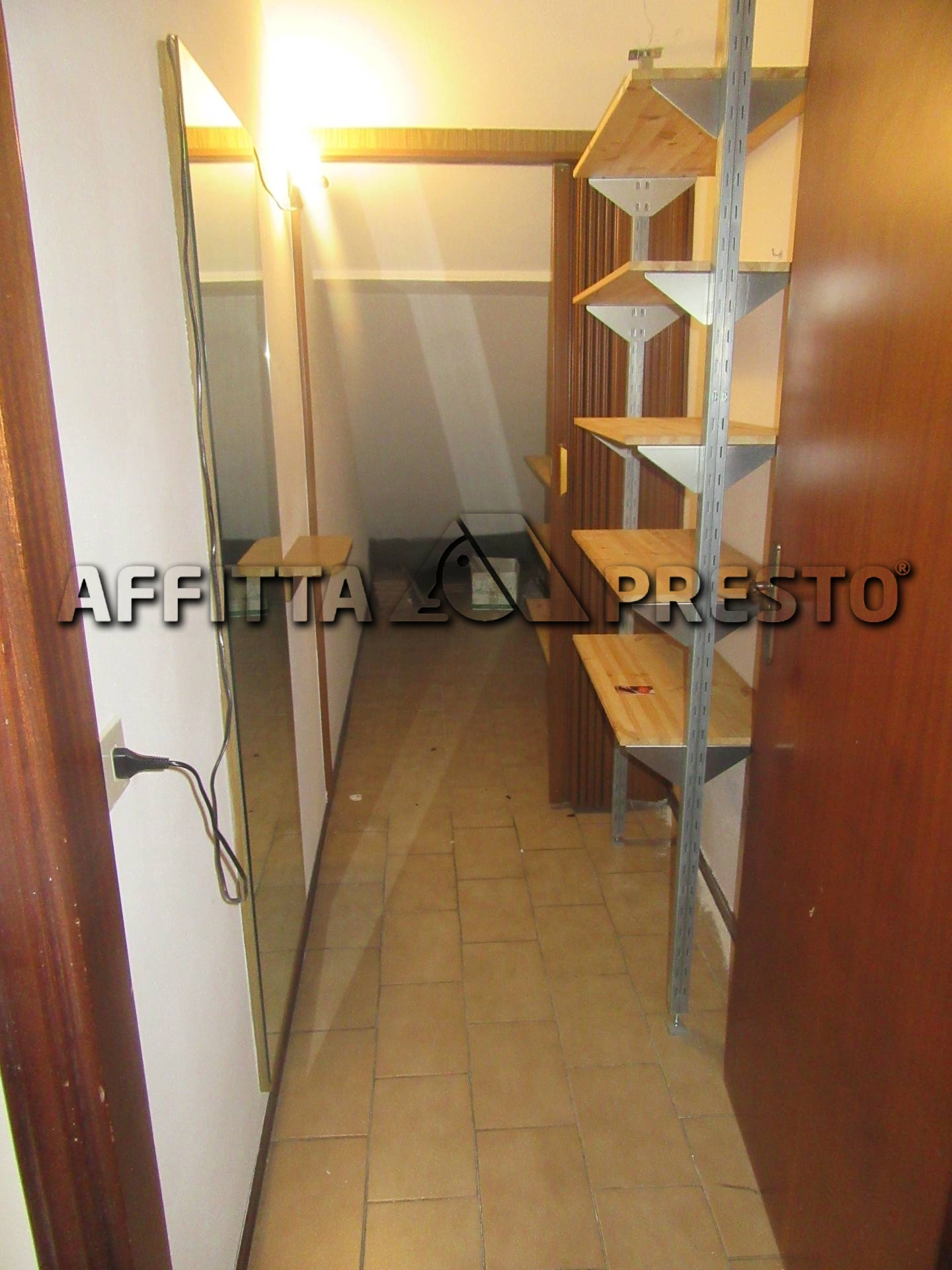 Negozio in affitto a Forl