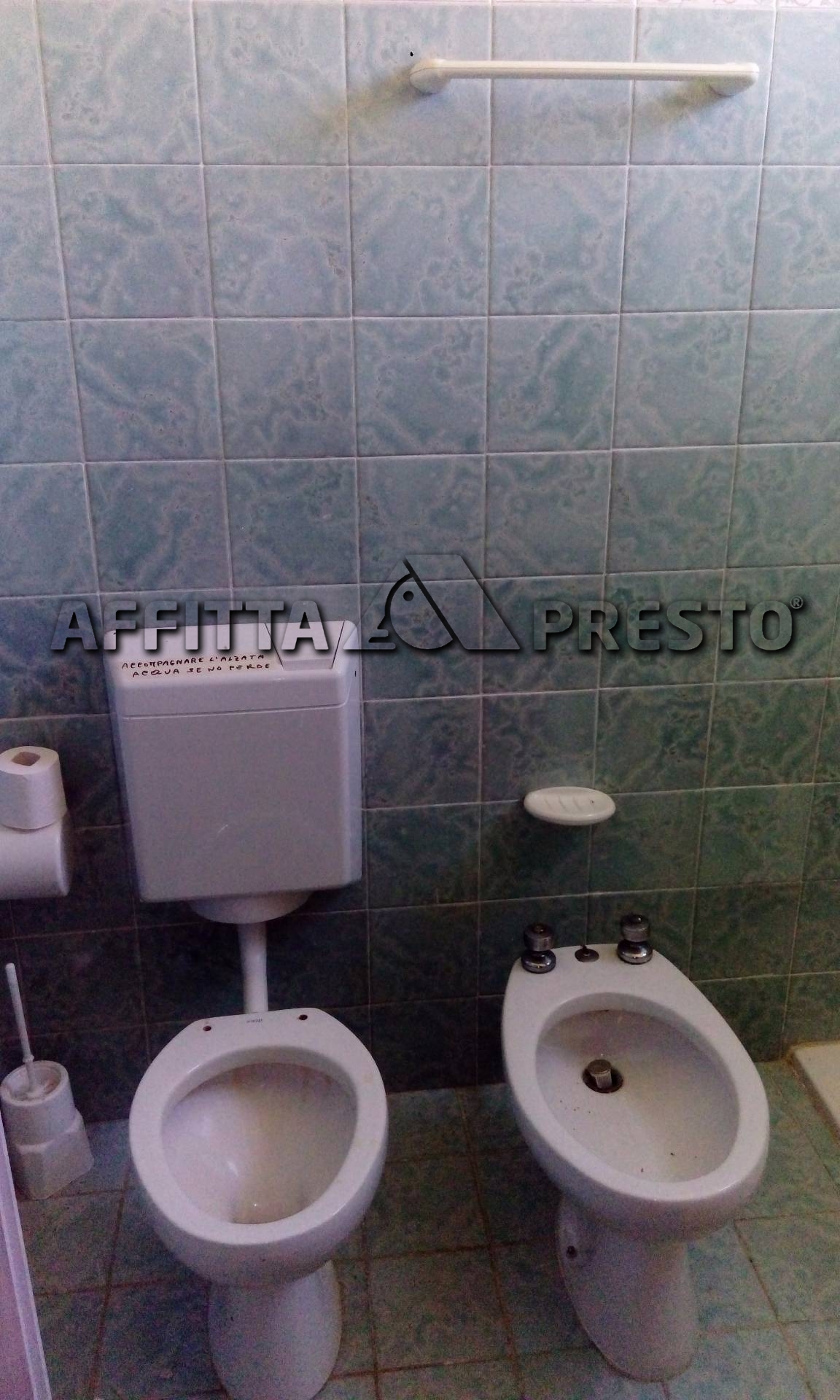 Fondo Artigianale in affitto a Meldola