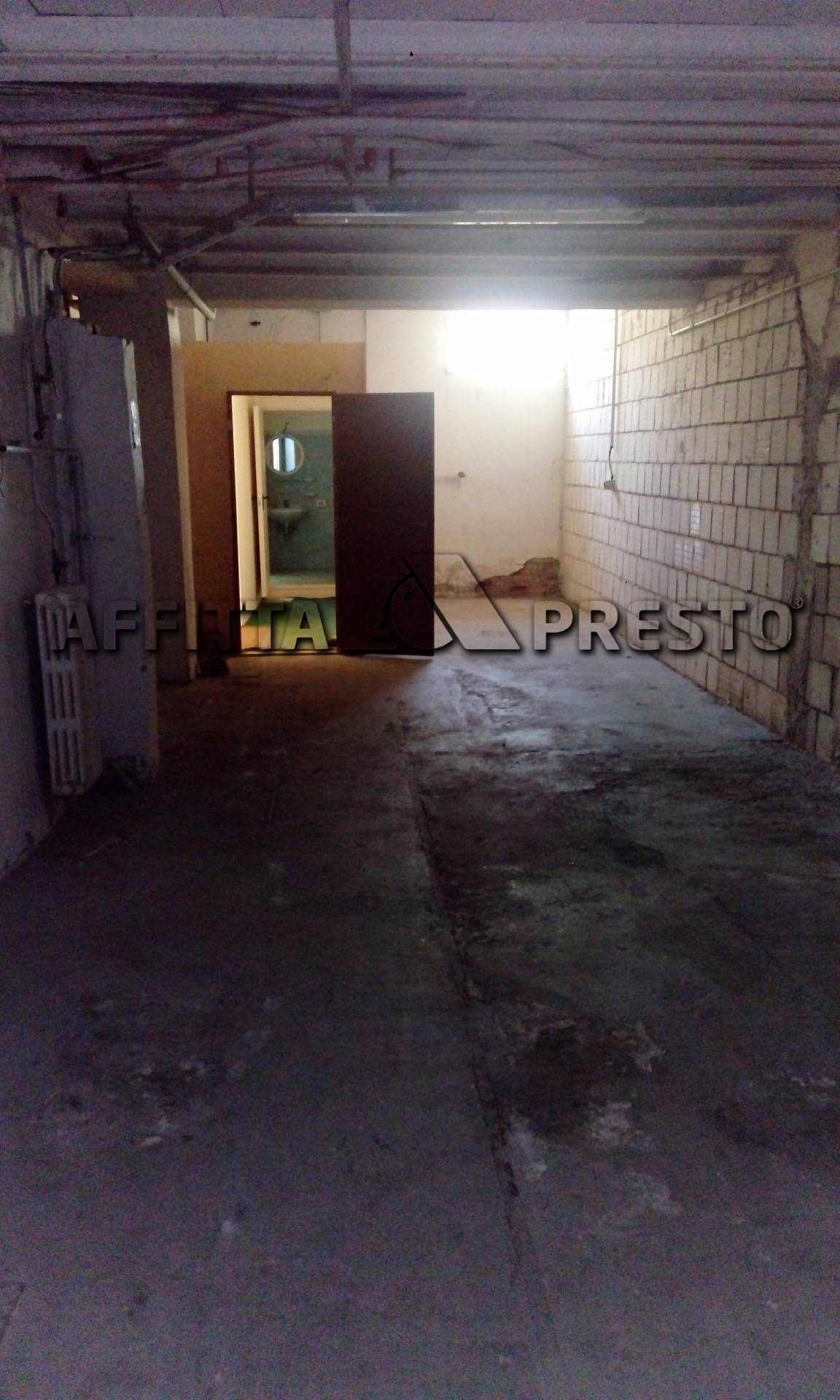 Fondo Artigianale in affitto a Meldola