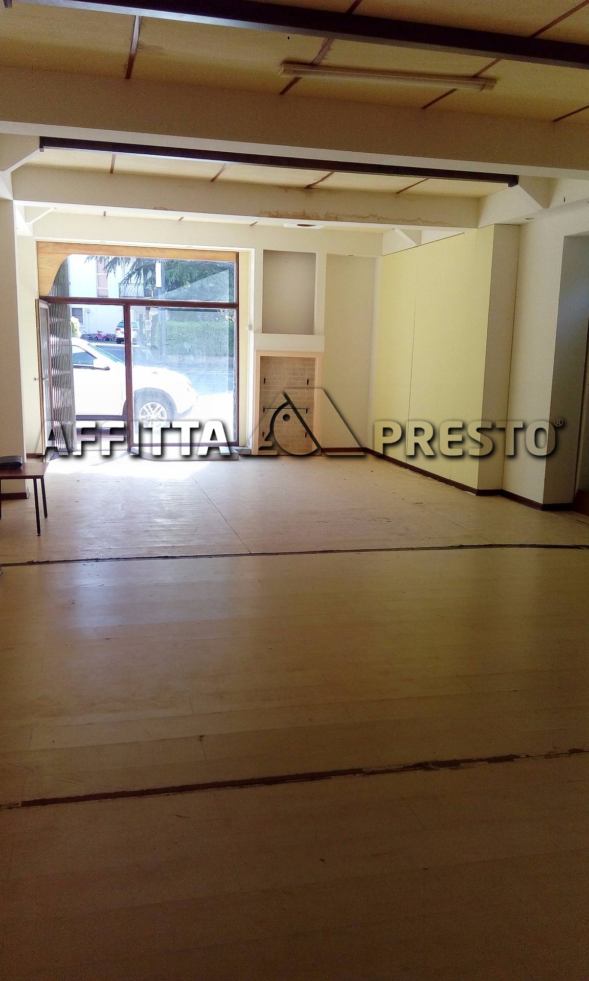 Fondo Artigianale in affitto a Meldola