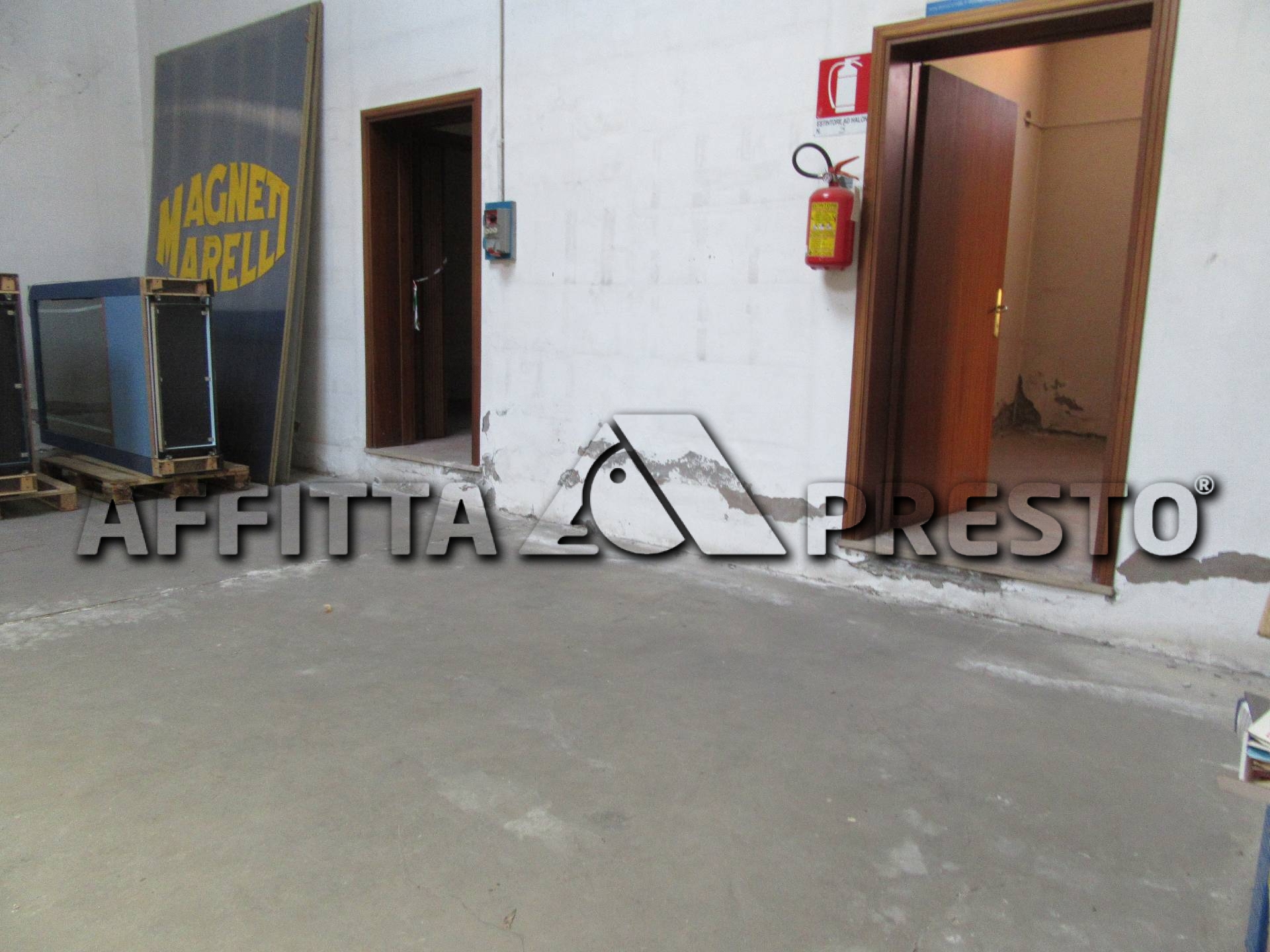 Magazzino in affitto a Forl, Zona Stazione