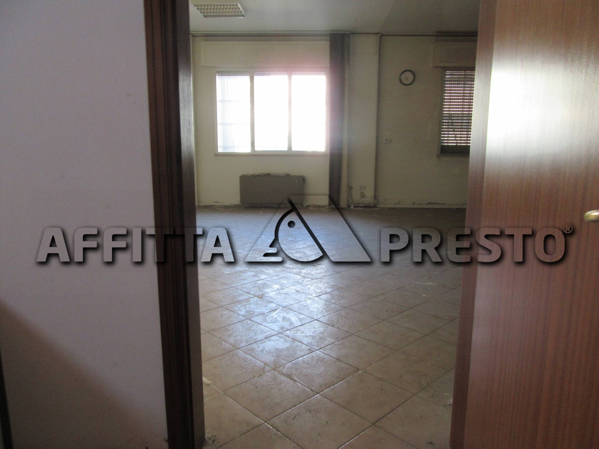 Magazzino in affitto a Forl, Zona Stazione