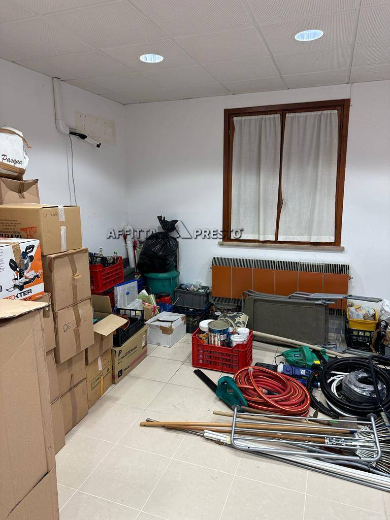 Ufficio in vendita a Ravenna, Piangipane