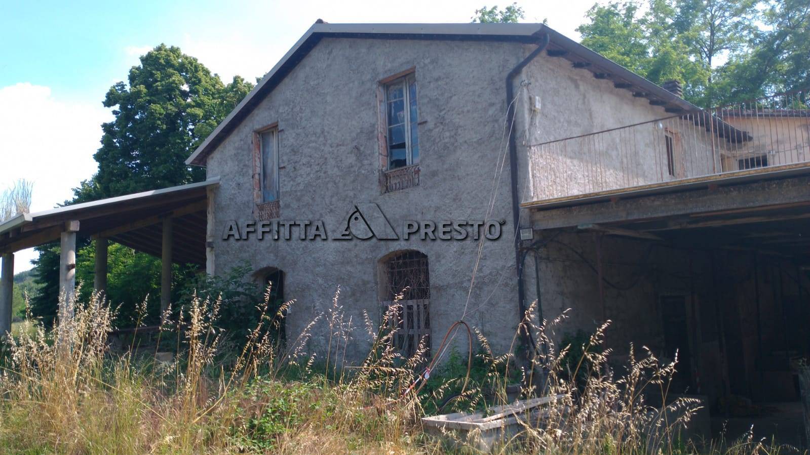 Casa indipendente in vendita a Meldola, Meldola