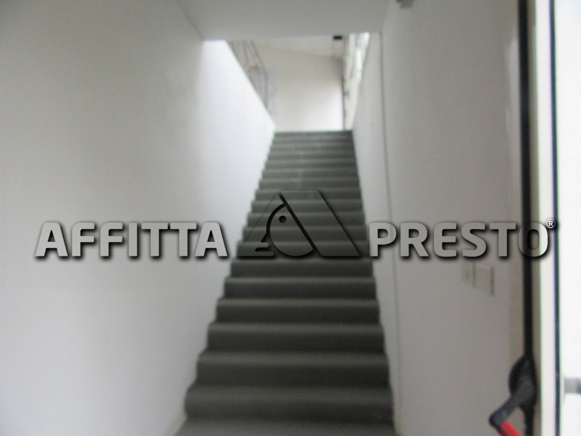 Fondo Artigianale in affitto a Forl