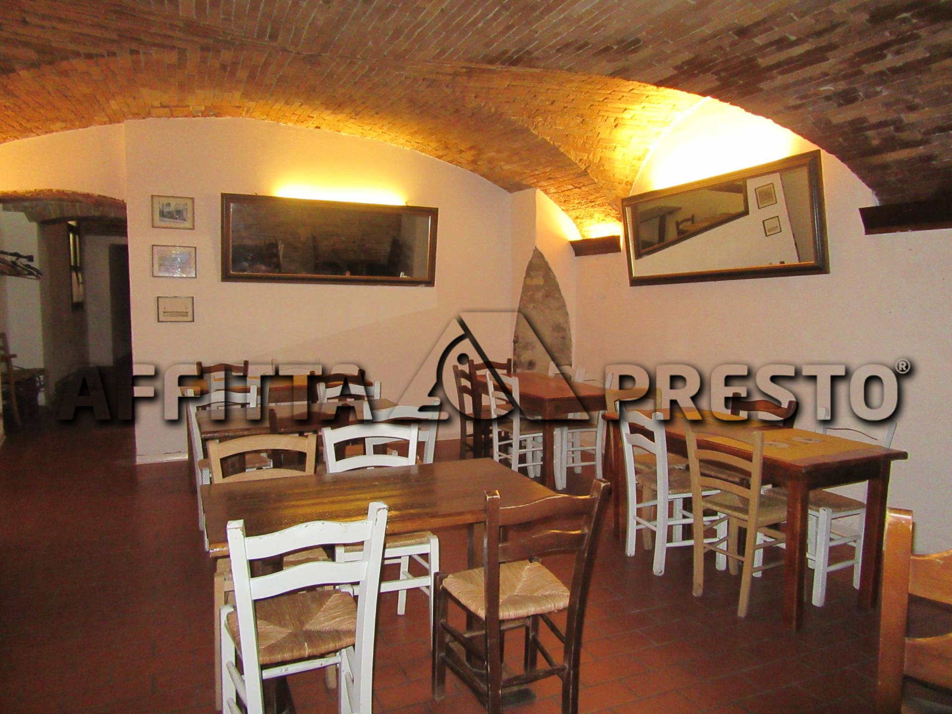 Negozio in affitto a Forl