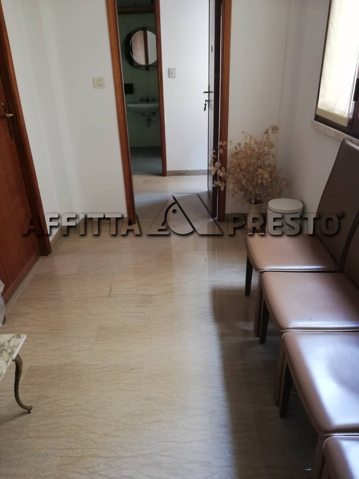 Ufficio in affitto a Forl