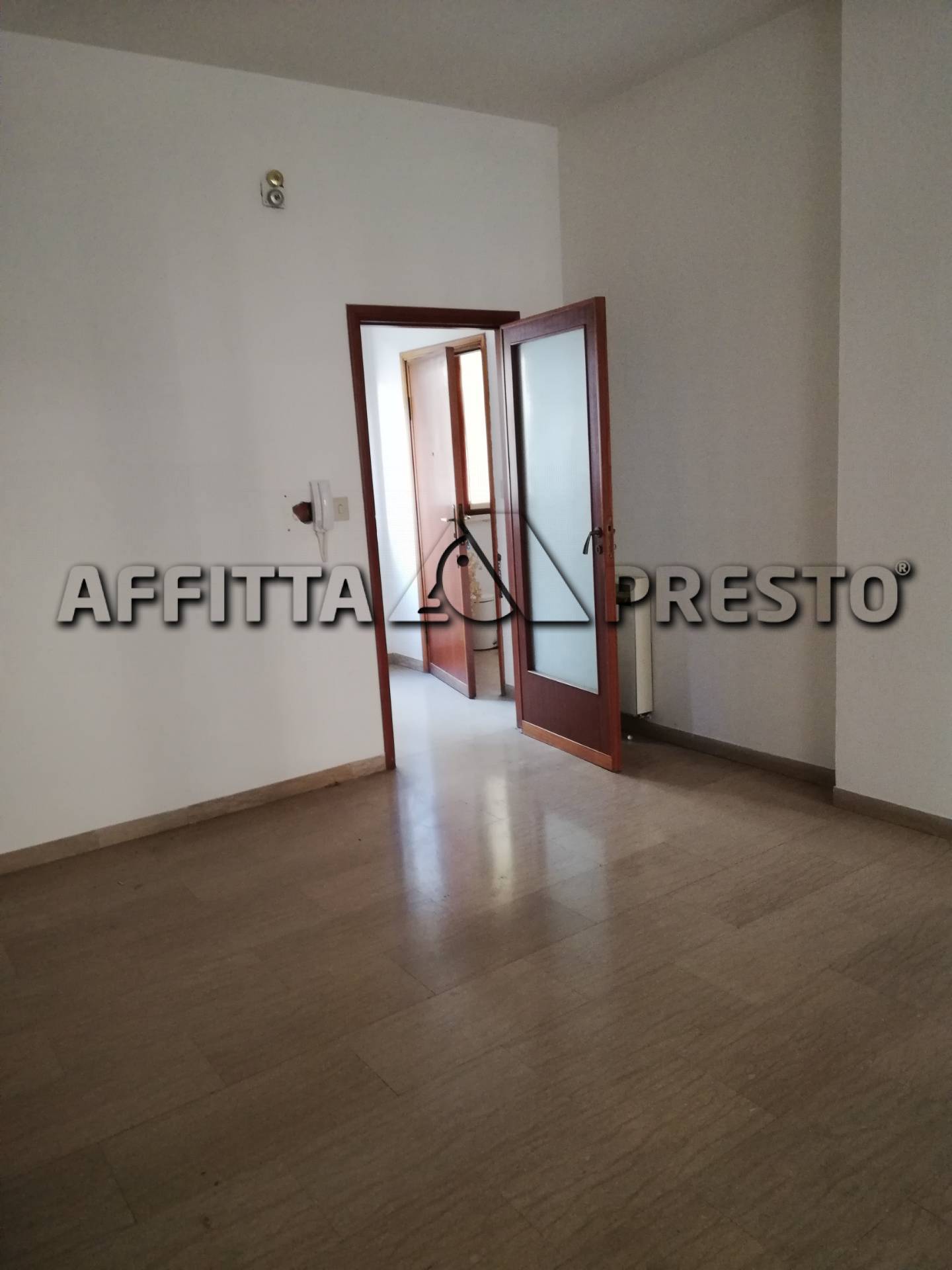 Ufficio in affitto a Forl