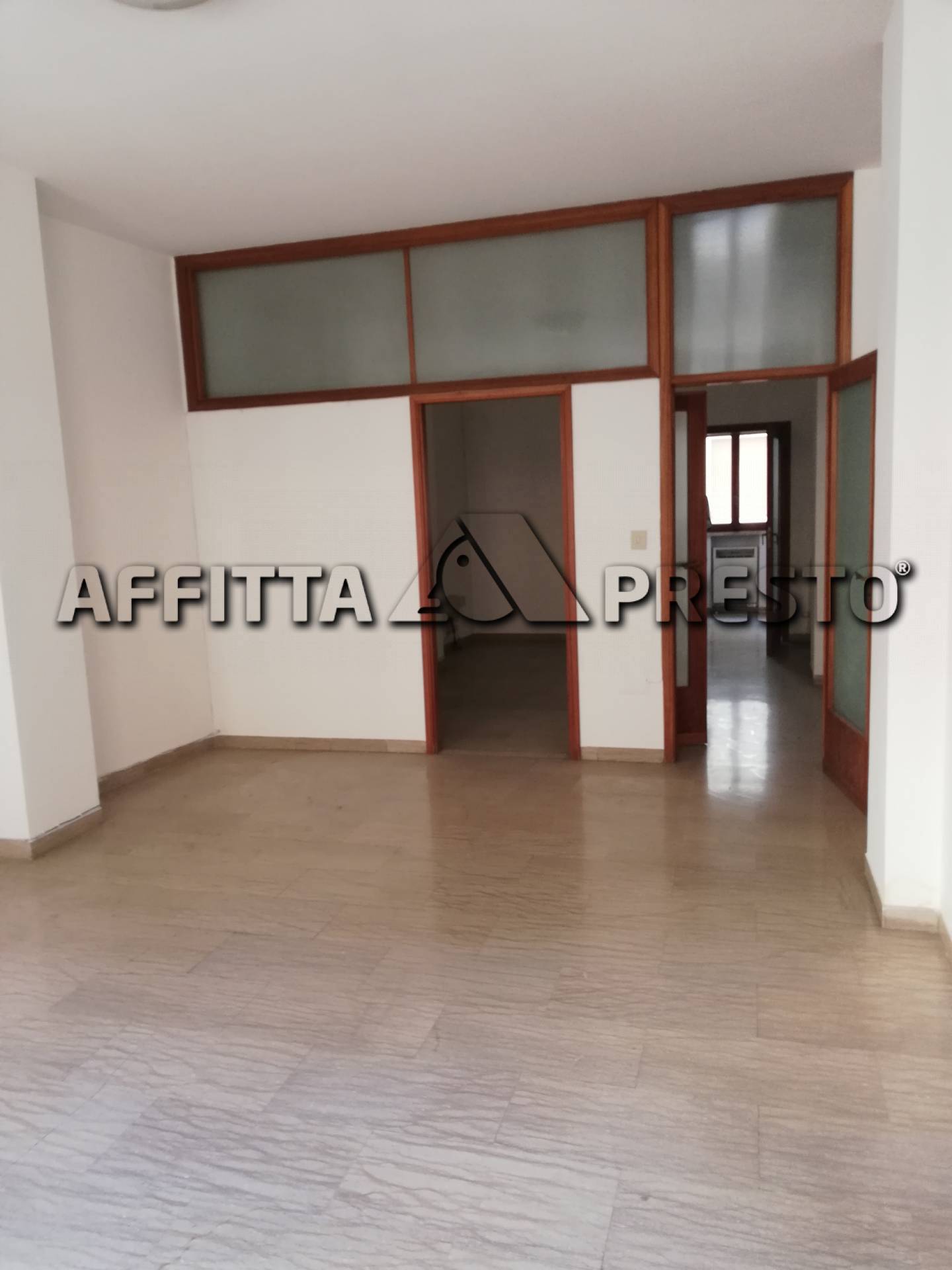 Ufficio in affitto a Forl