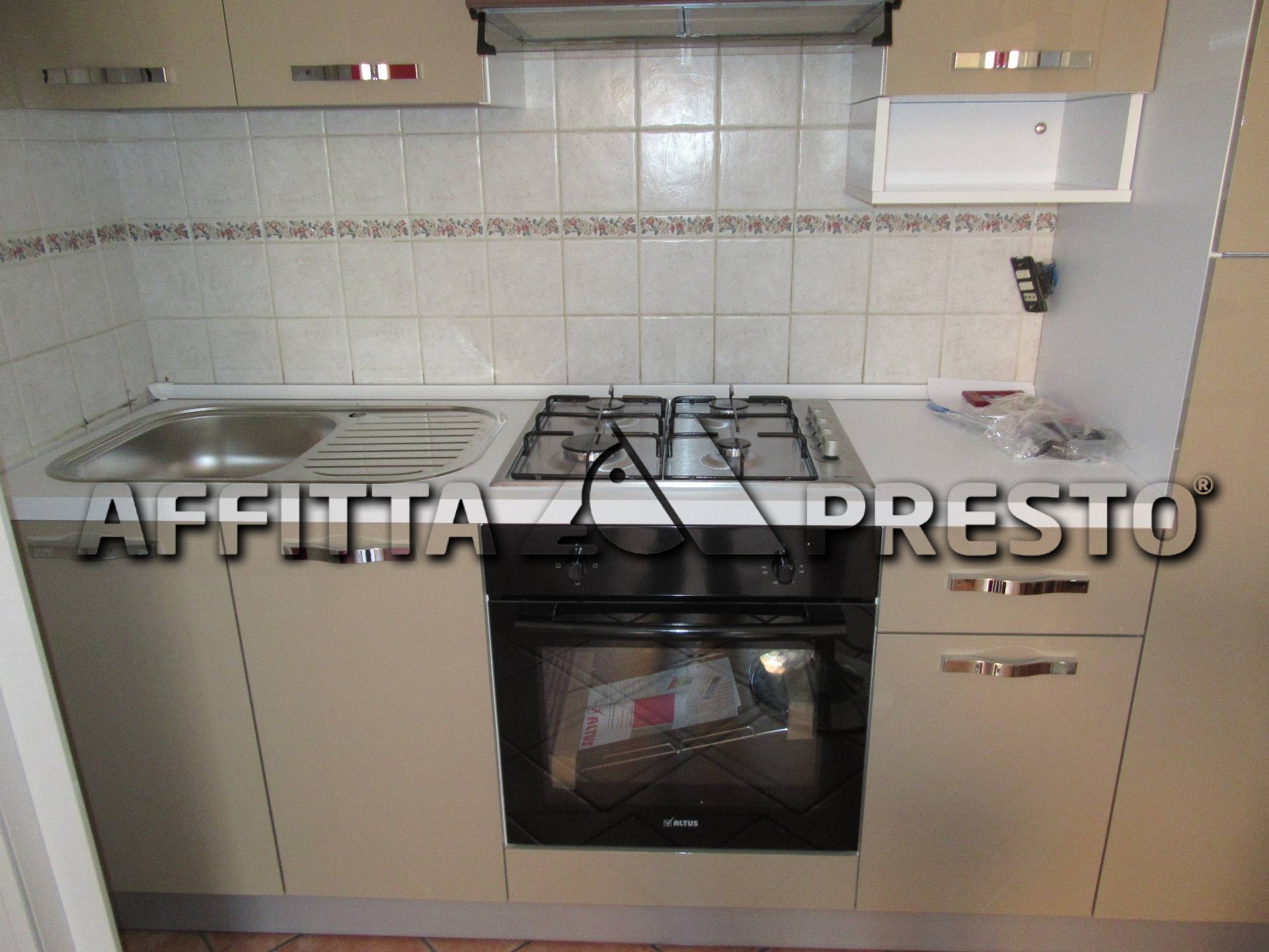 Appartamento in affitto a Forl