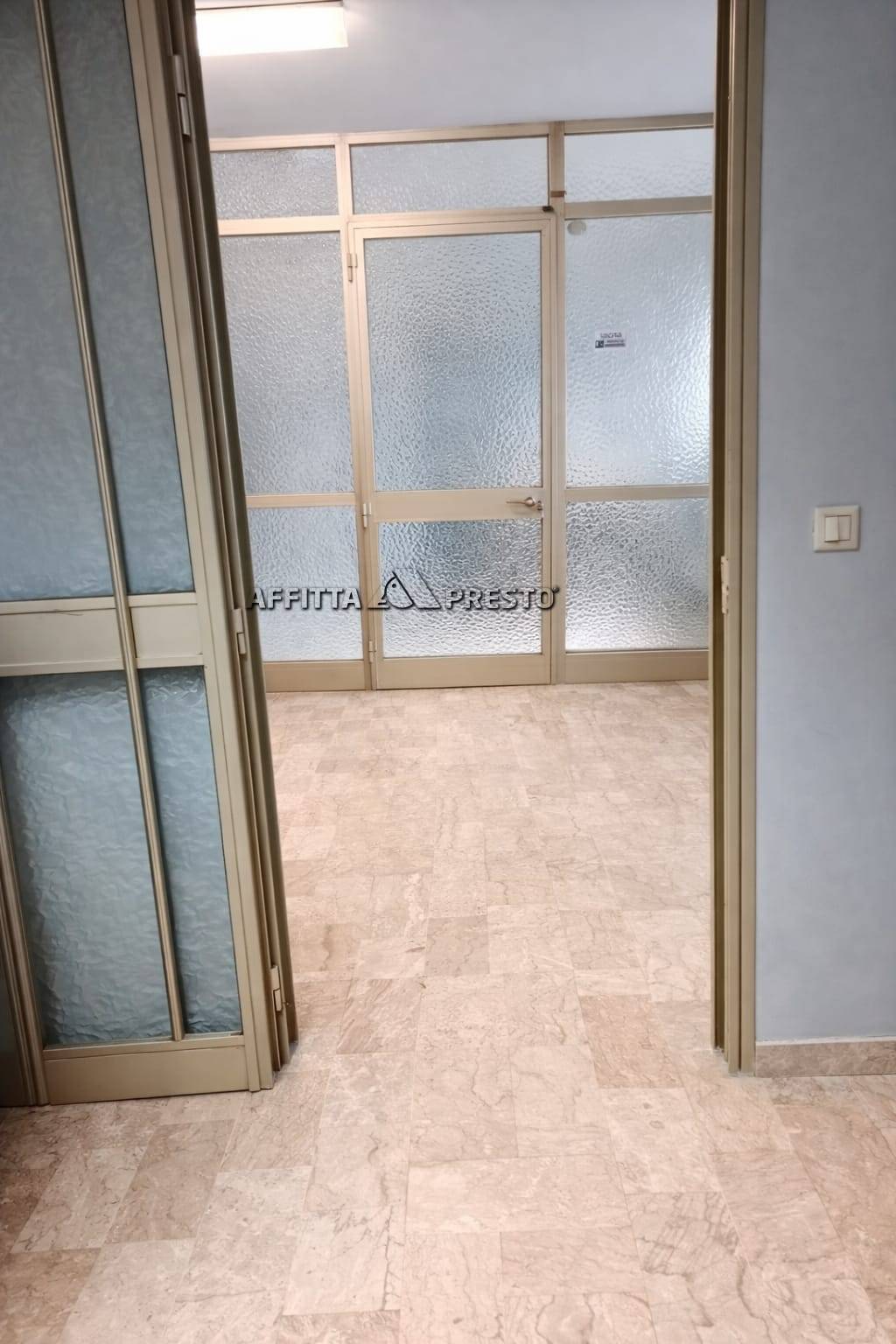 Magazzino in affitto a Forl, Prima periferia