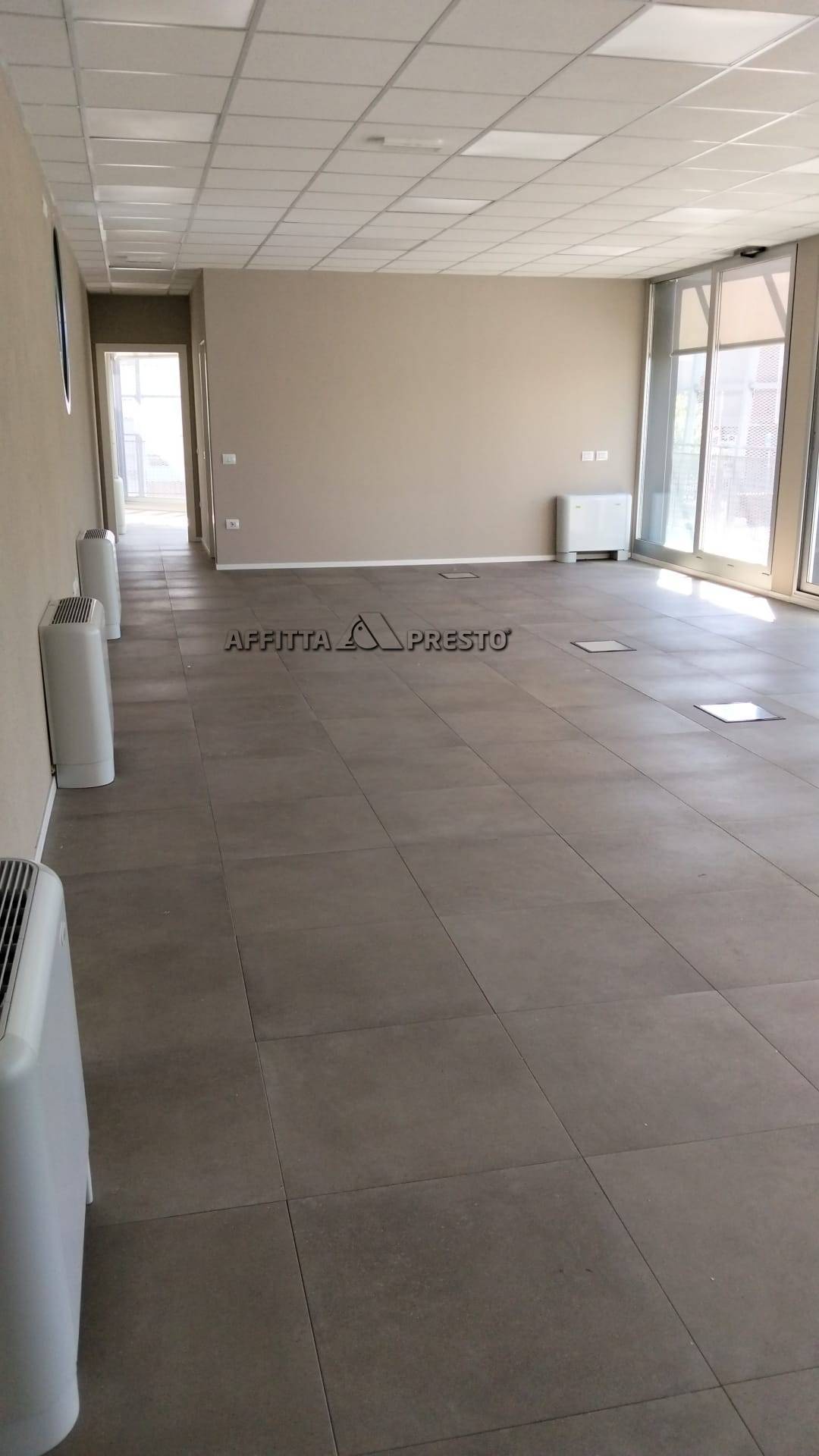 Ufficio in affitto a Forl, Altro