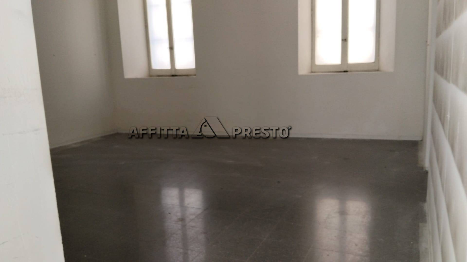Negozio in affitto a Forl, Forl