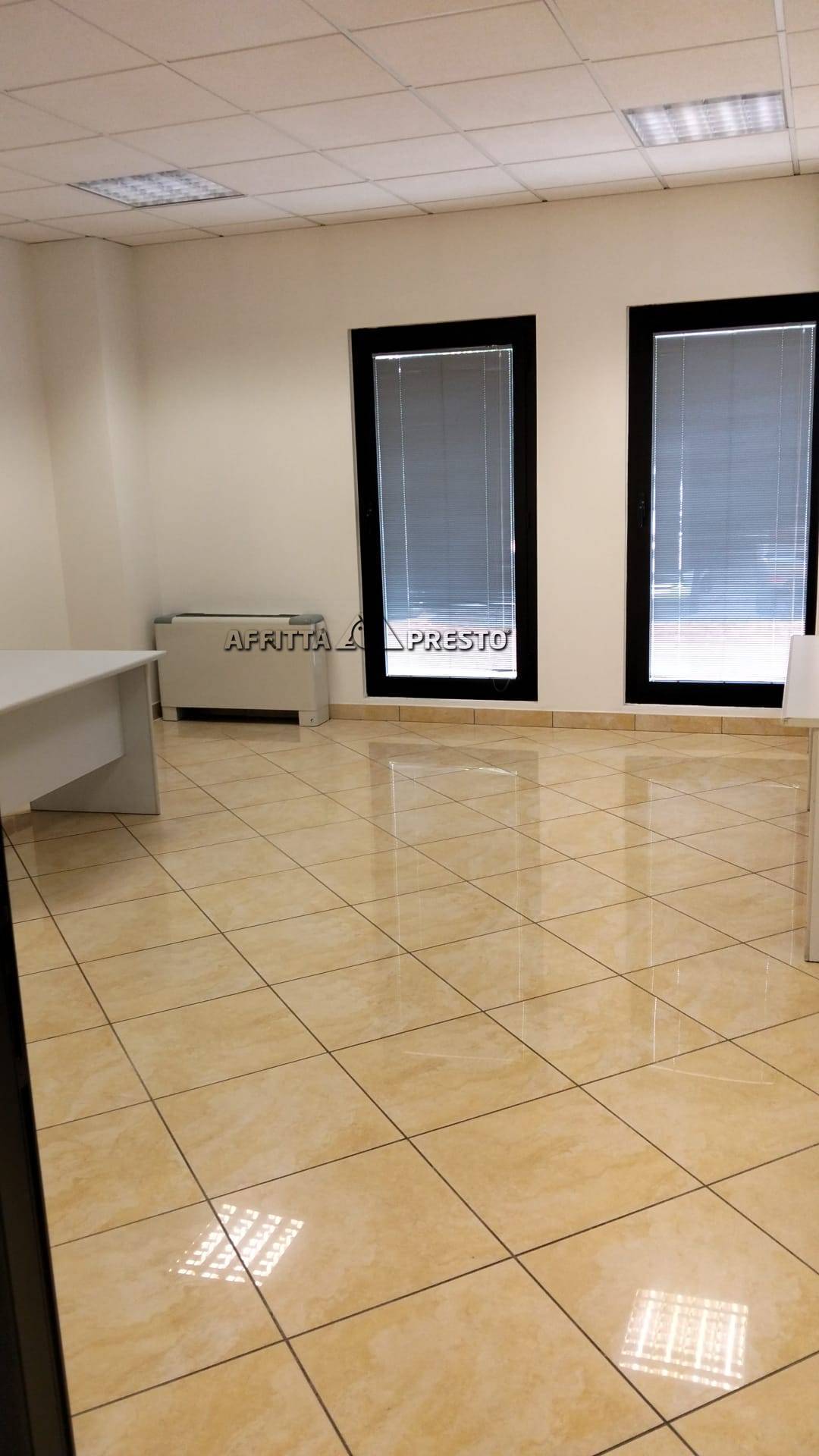 Ufficio in affitto a Forl, Coriano