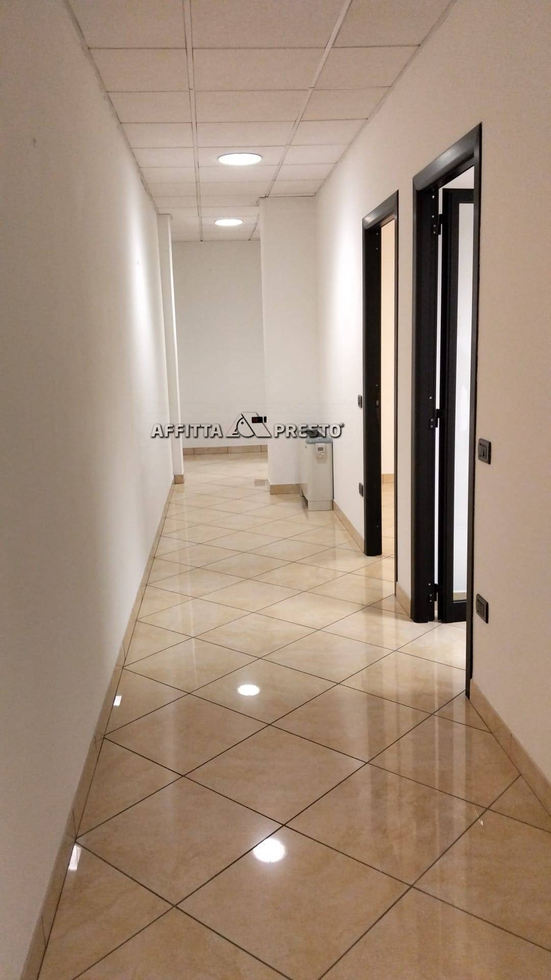 Ufficio in affitto a Forl, Coriano